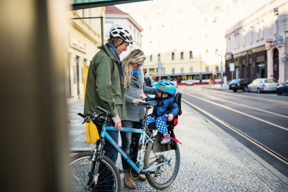 Familie-Kind-Fahrrad-Freizeit-Stadt Familie-Kind-Fahrrad-Freizeit-Stadt